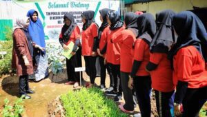 Tinjau Kelurahan Buloa, Murni Iqbal Target Raih Juara Umum