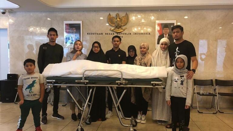Mantan Bupati Gowa Tutup Usia 10 iyl4