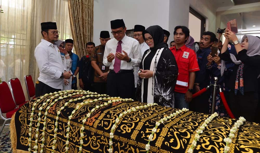 Almarhum IYL