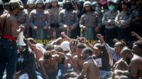 Demo di Manokwari Rusuh, Massa Bakar Gedung DPRD Papua Barat