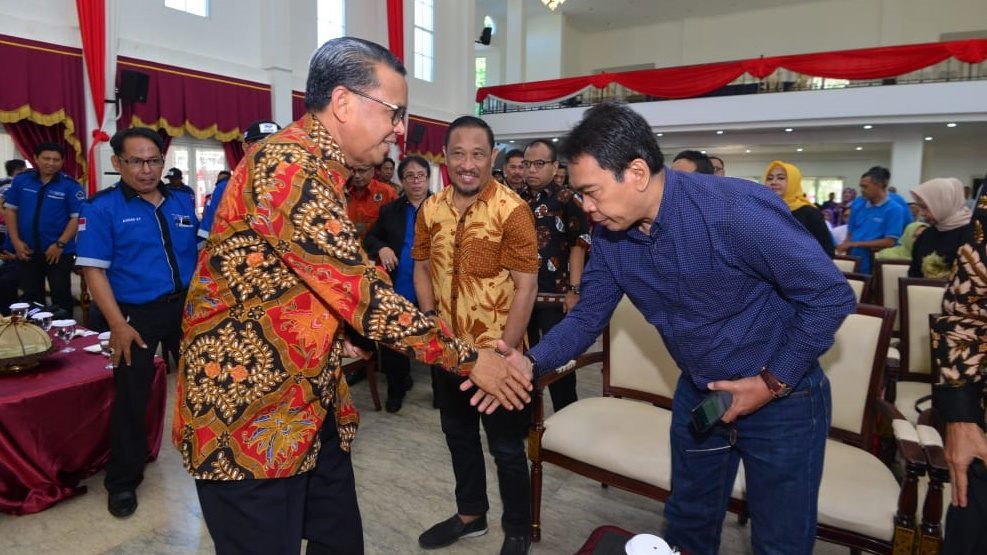 Gubernur Nurdin Abdullah Minta Media Profesional 01