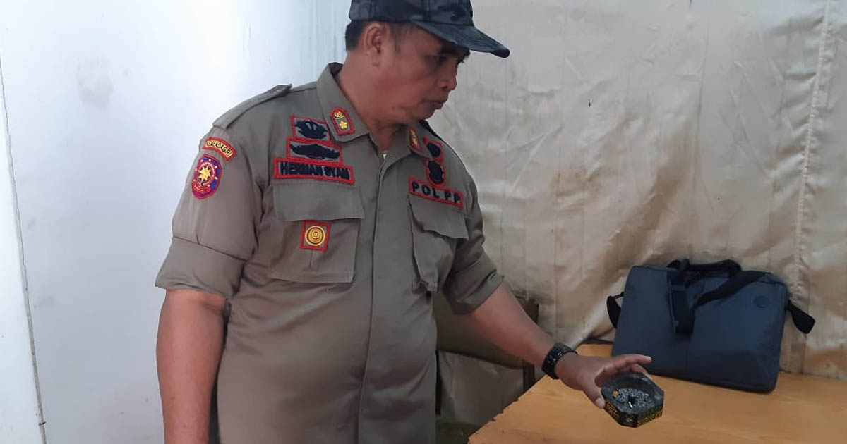 Patroli KTR Satpol PP Tindak ASN Kedapatan Merokok