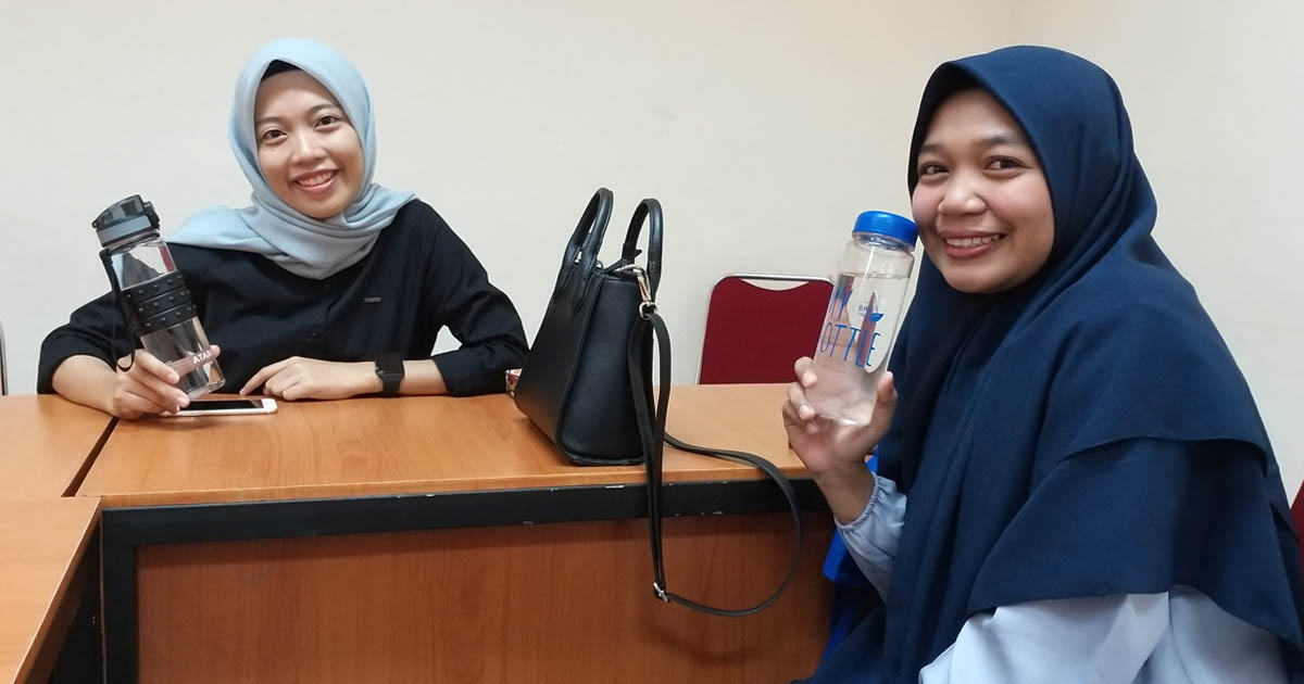 Mahasiswi Sosiologi Pascasarjana Unhas Peduli Limbah Plastik