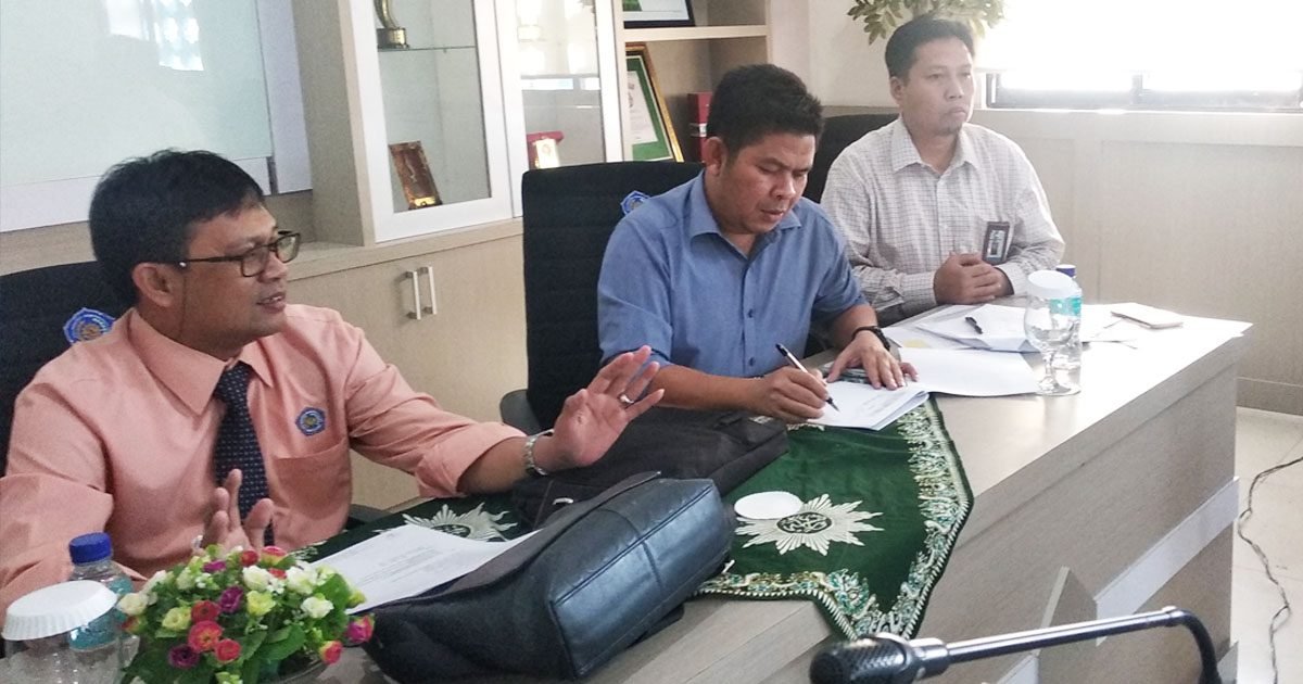 Ratusan Peserta Raker 2019 Unismuh Makassar Menuju Pantai Bira