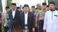 Usai Sholat Idul Adha, Gubernur Sulsel Silaturahmi di Kediaman Pribadi Wapres JK