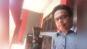 Dosen UTS Makassar Ini Membuat Pengering Gabah Berbahan Bakar Sekam Padi