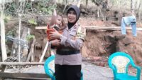 Kapolsek Manuju Gowa, Kunjungi Rumah Rezki, Anak Terlahir Tanpa Tangan & Kaki