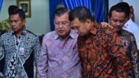 Iqbal Suhaeb Dampingi JK Hadiri Takziah Mayjen TNI (Purn) HZB Palaguna