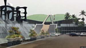 Pimpinan Baru DPR/MPR, Siapa Saja Mereka?