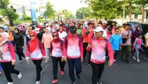 Gubernur Sulsel Lepas Jalan Santai HUT Ke-350 Sulsel