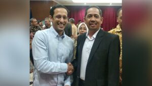 Rektor Unismuh Serahkan Proposal Unggulan Interpreneurship ke Mendikbud Nadiem Makarim