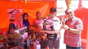 Pucuk Coolinary Festival - Tukar Botol Teh Pucuk Kamu, Dapatkan Miniatur Sepeda Motor Resycle 3 birma rumah kreatif2