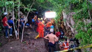 3 Mahasiswa Unsika Tewas Terperangkap Banjir dalam Gua di Karawang