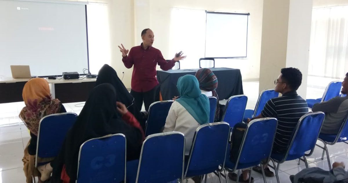 Kelas Inkubator PLUT Sulsel Bahas Kemitraan Usaha