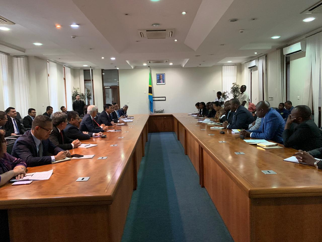 Kunjungan Menko Maritim dan Investasi ke Tanzania Garap Proyek Infrastruktur Pertambangan 1