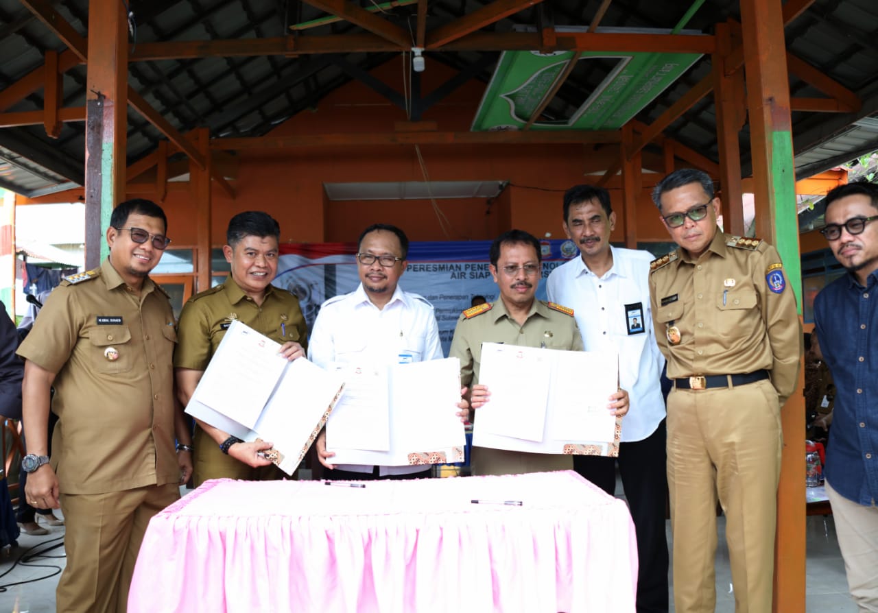 Warga Barang Caddi Kini Nikmati Teknologi Air Siap Minum 1