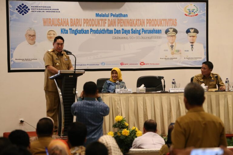 Buka Pelatihan Wirausaha Baru Produktif, Sekprov Tekankan Peningkatan Kapasitas SDM & Daya Saing 4 Buka Pelatihan Wirausaha Baru Produktif Sekprov Tekankan Peningkatan Kapasitas SDM Daya Saing