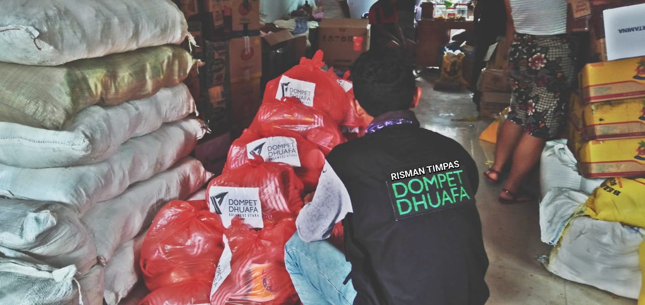 Dompet Dhuafa Salurkan Logistik Pos Hangat bagi Korban Banjir Bandang di Sangihe 2