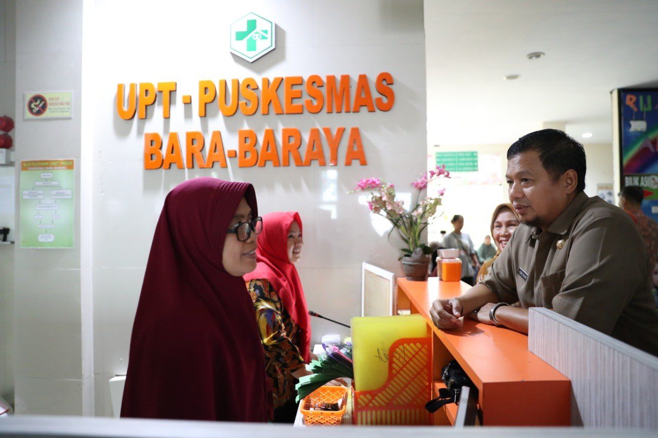 Hari Pertama Berkantor Pasca Libur Tahun Baru Iqbal Tinjau Empat Puskesmas