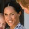 Pangeran Harry dan istrinya Meghan bersama putranya Archie saat bertemu dengan Uskup Desmond Tutu di Cape Town Afrika Selatan