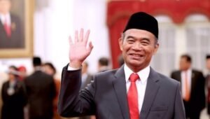 Menteri PMK Usul Agar Orang Kaya Wajib Nikahi Orang Miskin