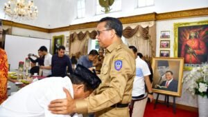 Eks Kadis PUPR Temui Gubernur Sulsel, Jumras: Saya mohon maaf pak