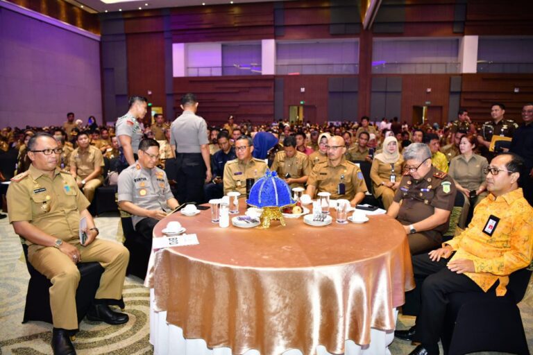 Gubernur Nurdin Tegaskan ke Kades se Sulsel Jaga Hutan 6