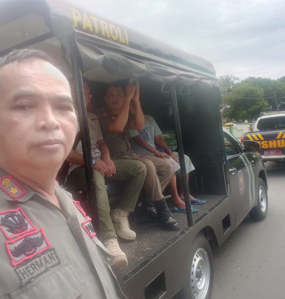 Penertiban Parkir Liar, Satpol Amankan 6 Jukir Liar 2 Hermansyam Kasi Operasional dan Pengendalian Satpol PP Provinsi Sulsel