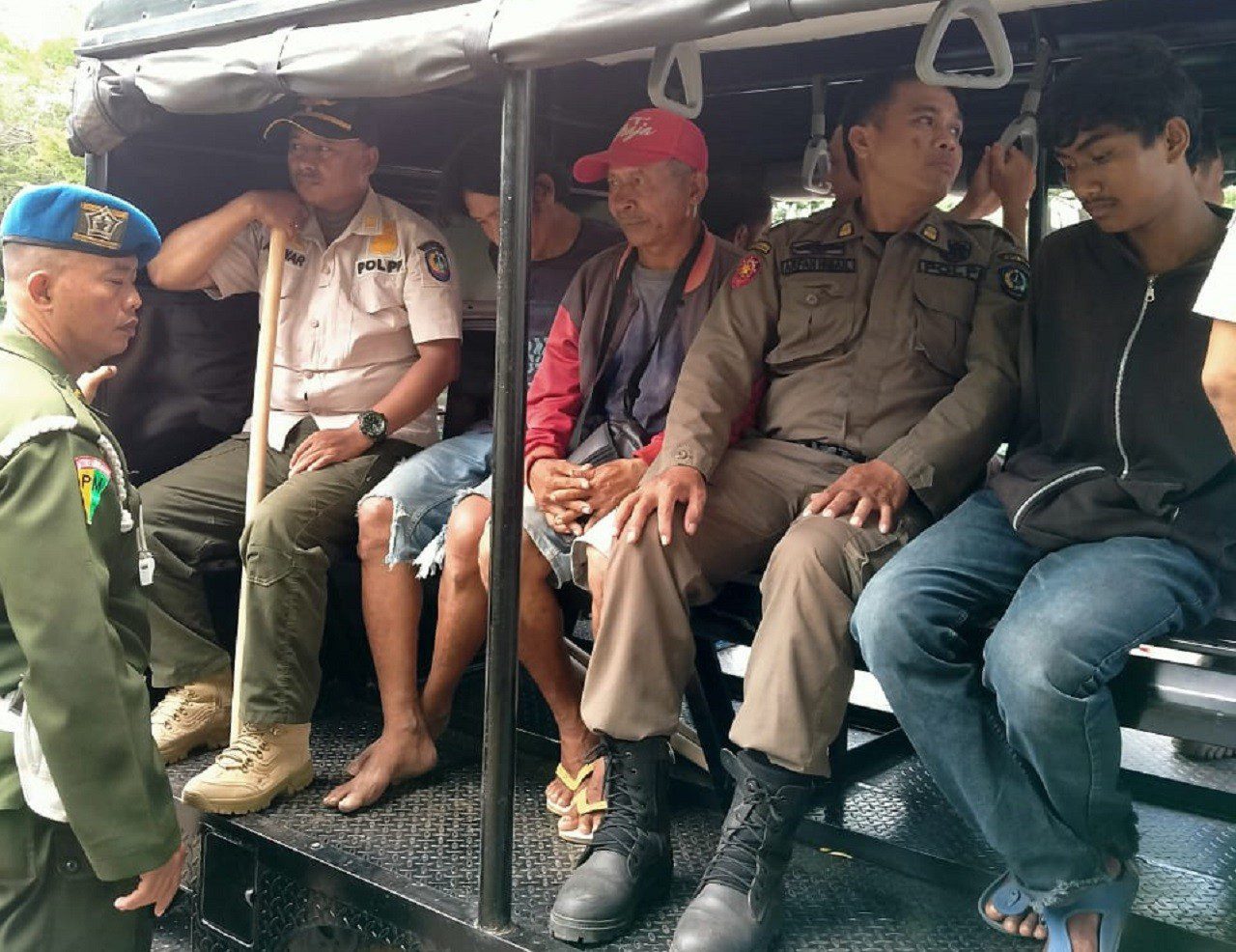Penertiban Parkir Liar Satpol Amankan 6 Jukir Liar