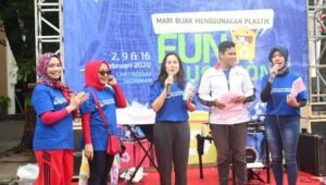 Dukung Gerakan Indonesia Bersih, SCG Indonesia Sumbang 1000 Botol Minum untuk Warga Makassar