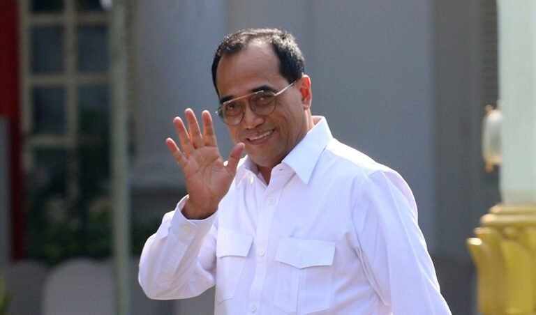 Menhub Budi Karya Positif Corona, Semua Menteri Diminta Tes Kesehatan 4 5126
