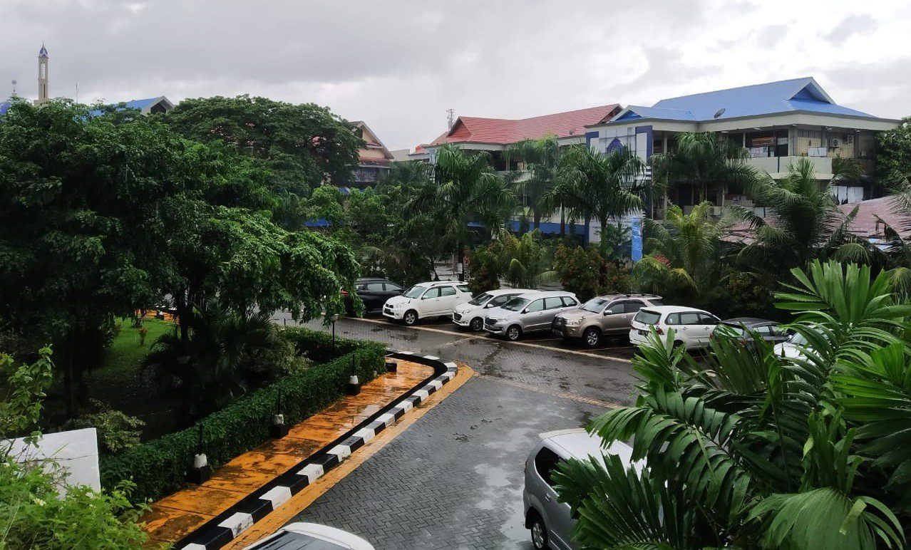 Unismuh Makassar.