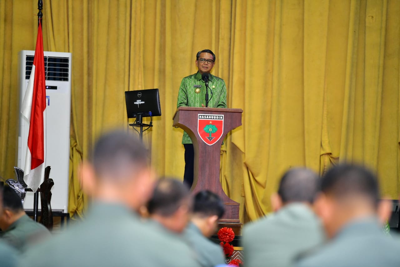 Dihadapan Rapim Kodam XIV Gubernur Inginkan Milineal menjadi Petani Profesional