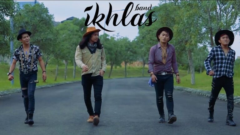 Ikhlas Band Rilis "Jomblo Mana Suaranya” 3 Ikhlas Band Rilis Jomblo Mana Suaranya” 3