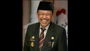 Jenazah Mantan Bupati Sinjai, Sabirin Yahya Dimakamkan di Leppangeng Sinjai