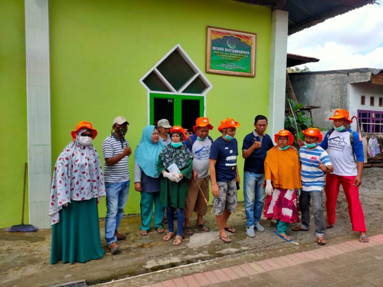 Cegah Penyebaran Corona, Birma Peduli Lakukan Penyemprotan Disinfectan di Sejumlah Masjid 3 Komunitas Birma Peduli