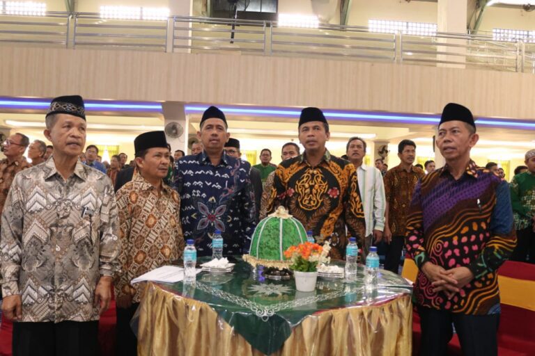Seminar Pra Muktamar Muhammadiyah Unismuh Makassar Lebarkan Sayap Unit Bisnis