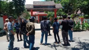 Solidaritas Pemuda Bululoe Tolak Pengambilalihan Pasar Tradisional oleh Disperindag