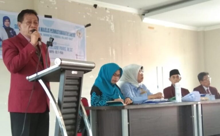 Uniprima Sengkang Gelar Seminar Kajian Ketatanegaraan 3 Uniprima Sengkang Gelar Seminar Kajian Ketatanegaraan