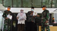 Aksi Cegah Penyebaran Covid-19, LDII Sulsel Bagikan Masker Pengguna Jalan