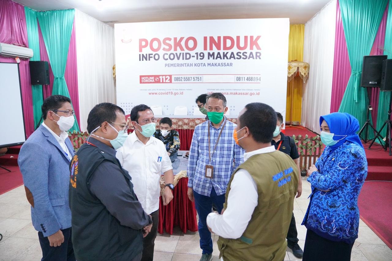 Di Posko Covid-19 Makassar, Wagub Tinjau Persiapan PSBB