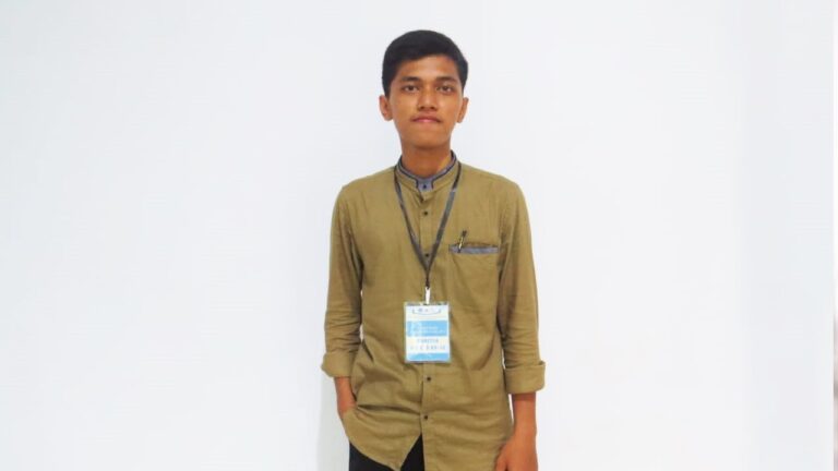 Kuliah Daring Bisa Diikuti Sambil Rebahan di Rumah 9 Kuliah Daring Bisa Diikuti Sambil Rebahan di Rumah