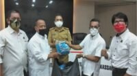 LPM Se Kota Makassar Bantu 5000 Masker ke Pemkot dan Tim Gugus Covid-19