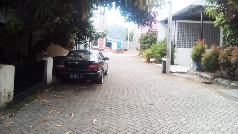 Pendemi Corona, Aktifitas Warga Perumahan di Makassar Nampak Lengang