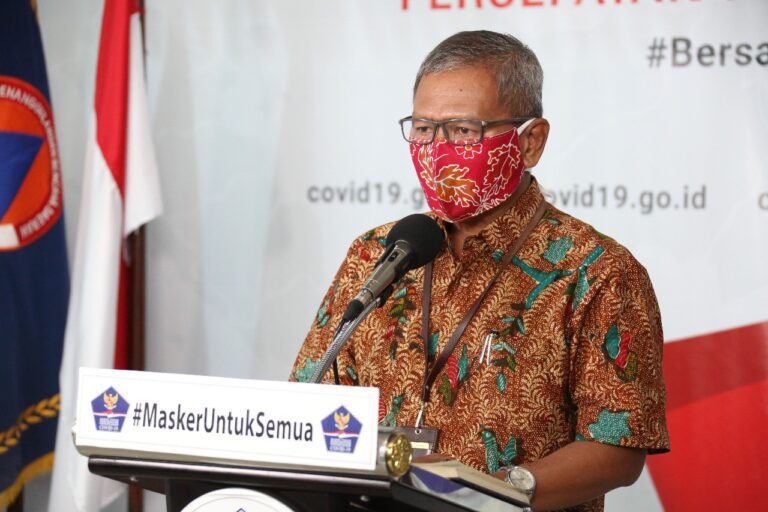 Warga Kurang Disiplin, Physical Distancing Tidak Efektif 16 Physical Distancing