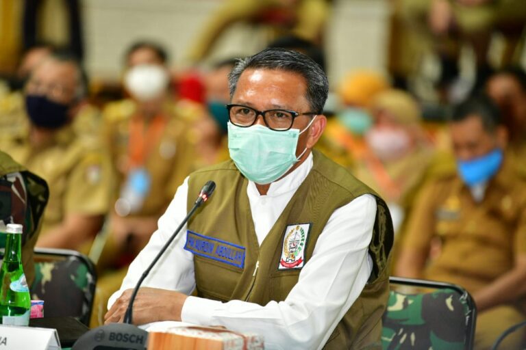 Gubernur Minta Dinkes Tata Ulang RS Penanganan Covid-19 6 gubernur Sulawesi Selatan