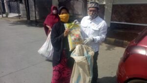Asosiasi LPM Sedekah Beras untuk Warga Makassar