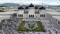 Warga Muslim Rayakan Idul Fitri dalam Situasi Memprihatinkan