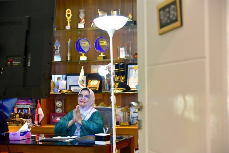 Lies F Nurdin Halal Bi Halal Via Vicon, Harap Solidaritas Sosial Ditingkatkan 7 Lies F Nurdin