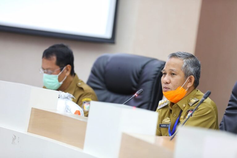 Terkait Pengibaran Bendera Palu Arit, Prof Yusran : Ketahanan Nasional Hal Utama 4 Pemkot Makassar Segera Berlakukan Konsep New Normal Berbasis Lokal 2